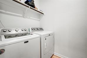 Building Photo - 10013 Adams Ln