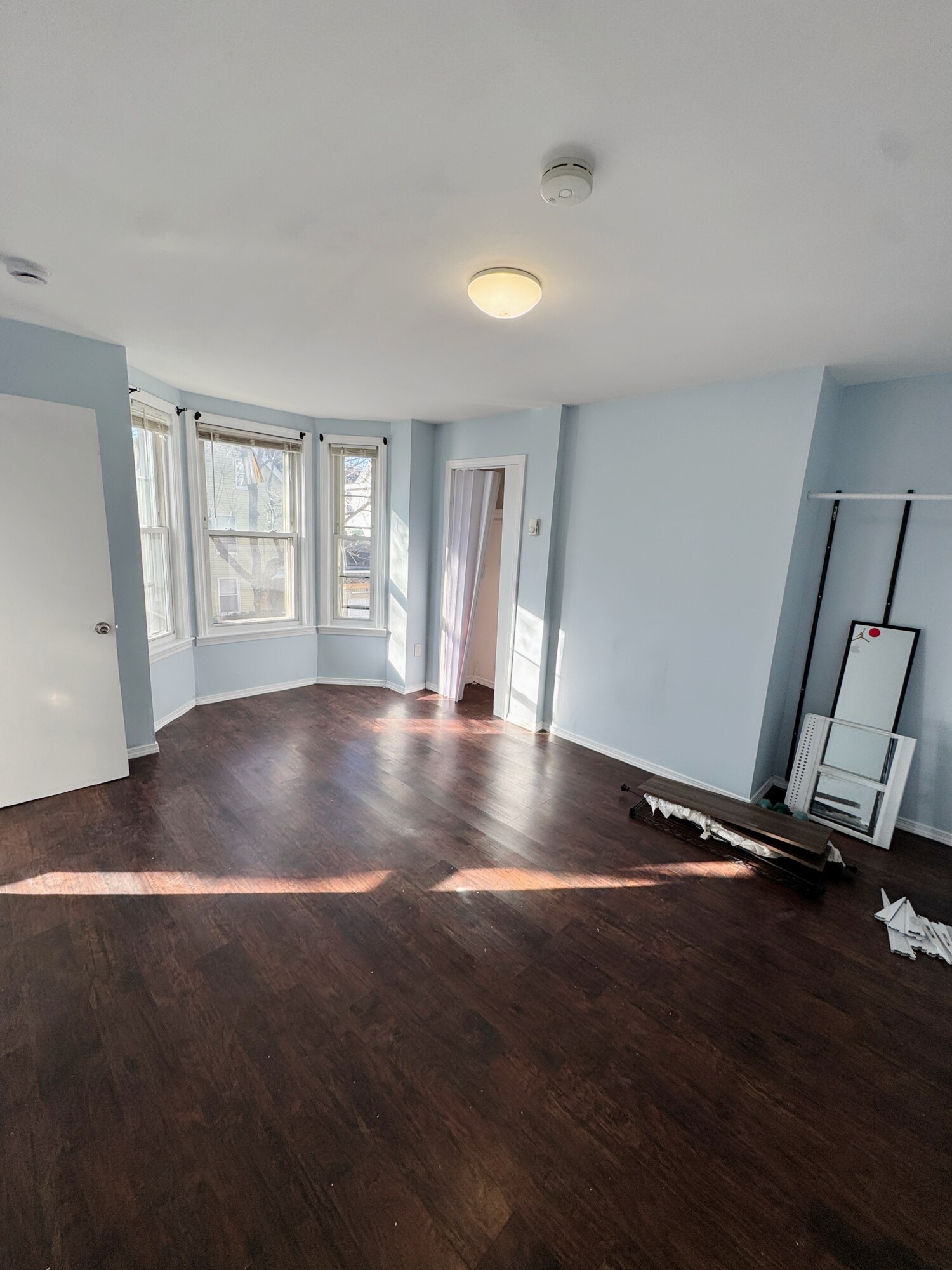 Building Photo - 128 Putnam St