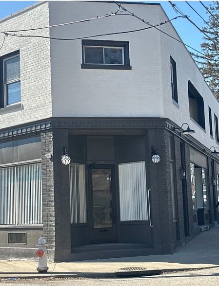 Building Photo - 2435 Williams Ave