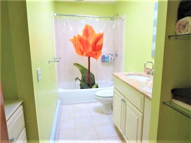 Building Photo - ****Barrington – Exclusive Contemporary Co...
