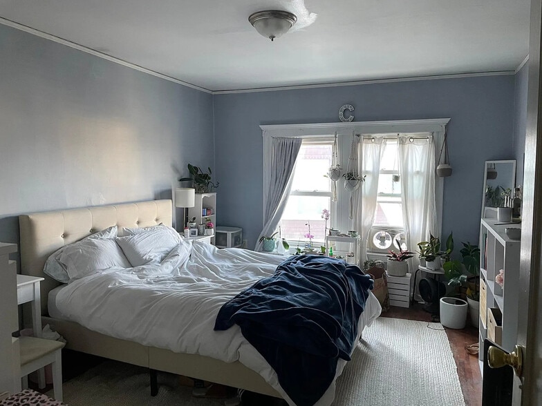 Bedroom #4 - 82 Wellington Rd