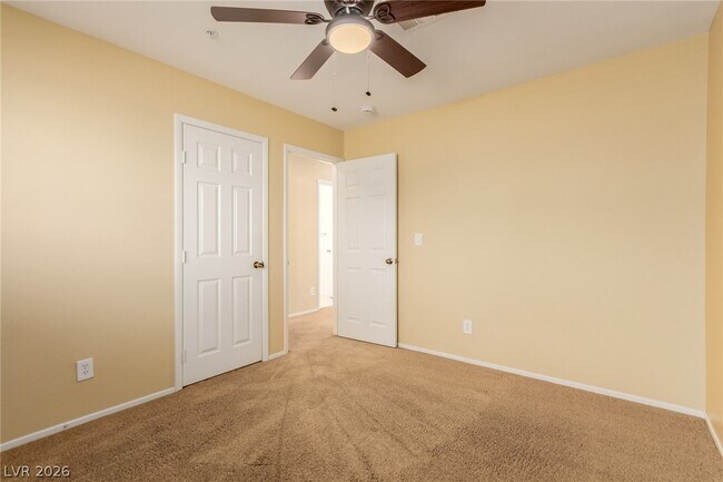 Building Photo - 179 Redwood Pond Dr