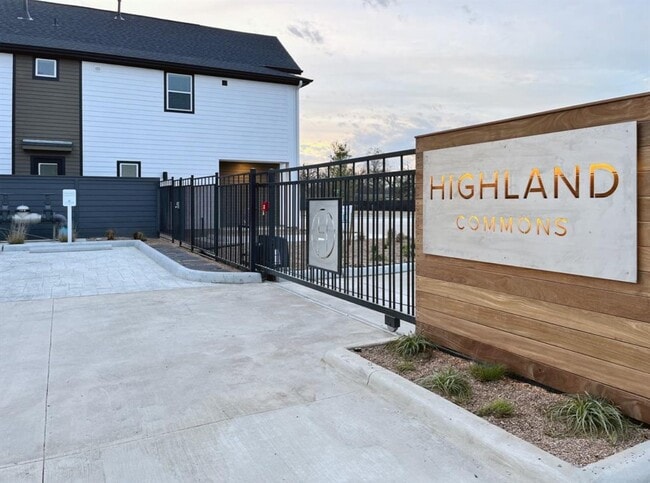 Building Photo - 1103 Highland Rnch Ln