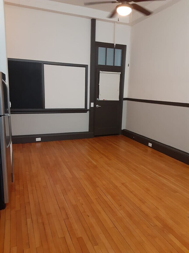 Building Photo - CHATHAM LOFTS