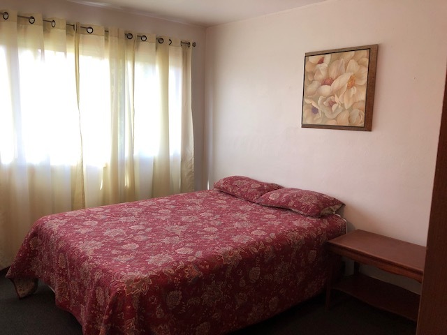 bedroom - 307 S Prairie St