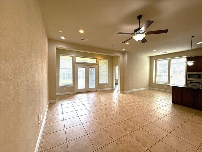 Building Photo - 27610 Dalton Bluff Ct