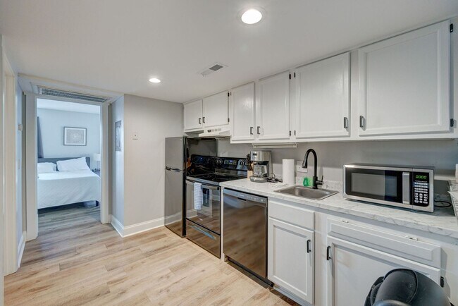 Building Photo - 4750 Seahawk Ct
