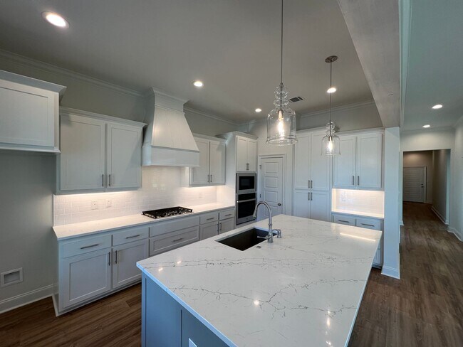 Building Photo - 4773 Cottage Oaks Dr