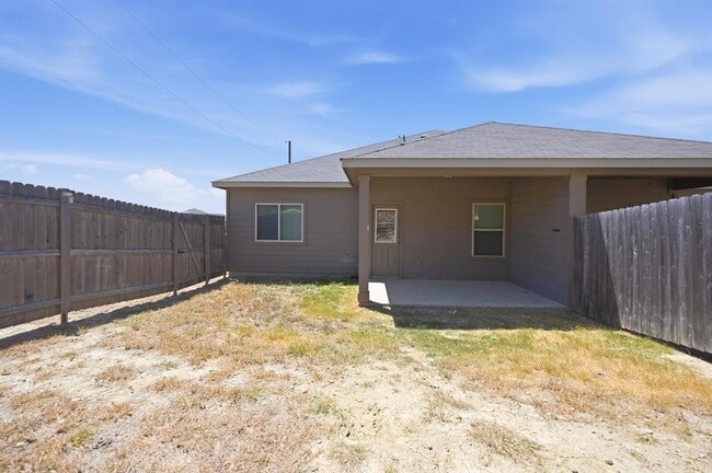Building Photo - 1733 Davidson Rnch Dr