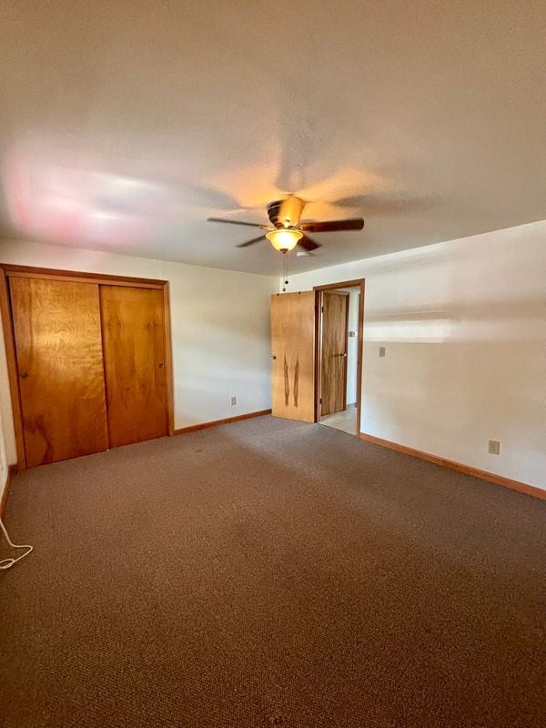 Building Photo - 5333 Broadway-Apartment 1 Broadway