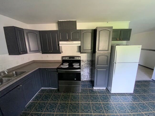 Building Photo - 1001 Glenwood Dr