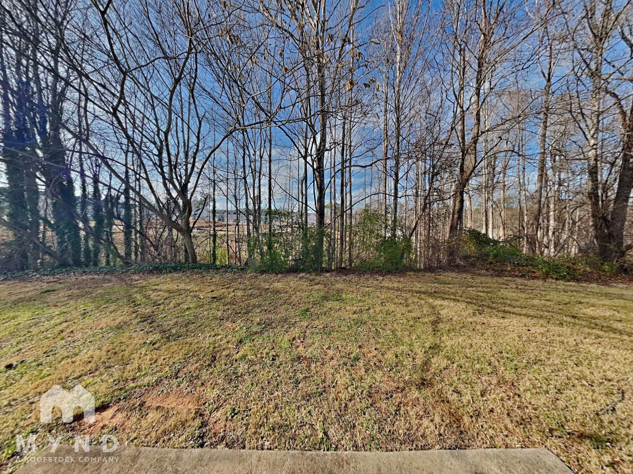 Building Photo - 2443 Hawk Ridge Dr