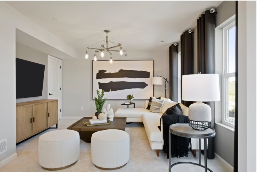 Flex Room - 15601 Fairbrook Ct