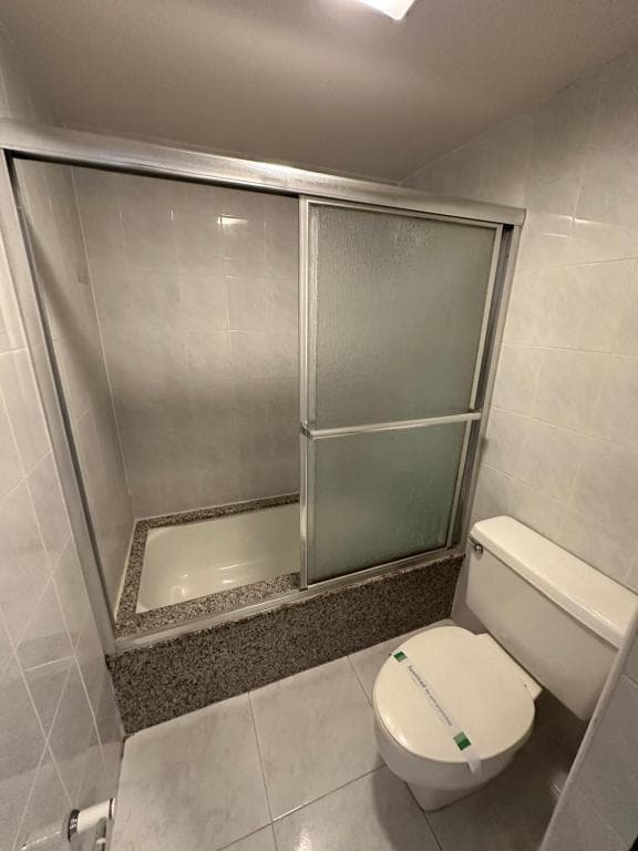 Building Photo - 5276 Middle Ct