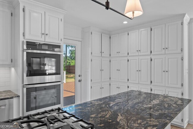 Building Photo - 206 Fortson Dr