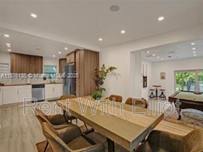 Building Photo - 3291 SW 44th St