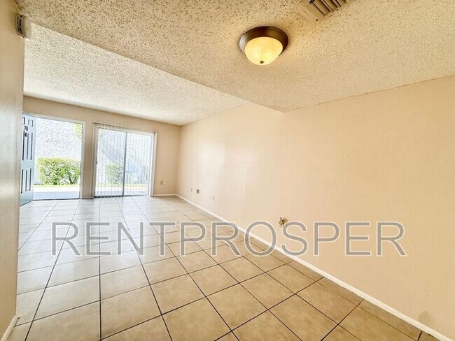 Building Photo - 4269 S Semoran Blvd