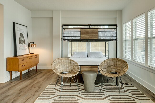 Building Photo - 1508 103rd St