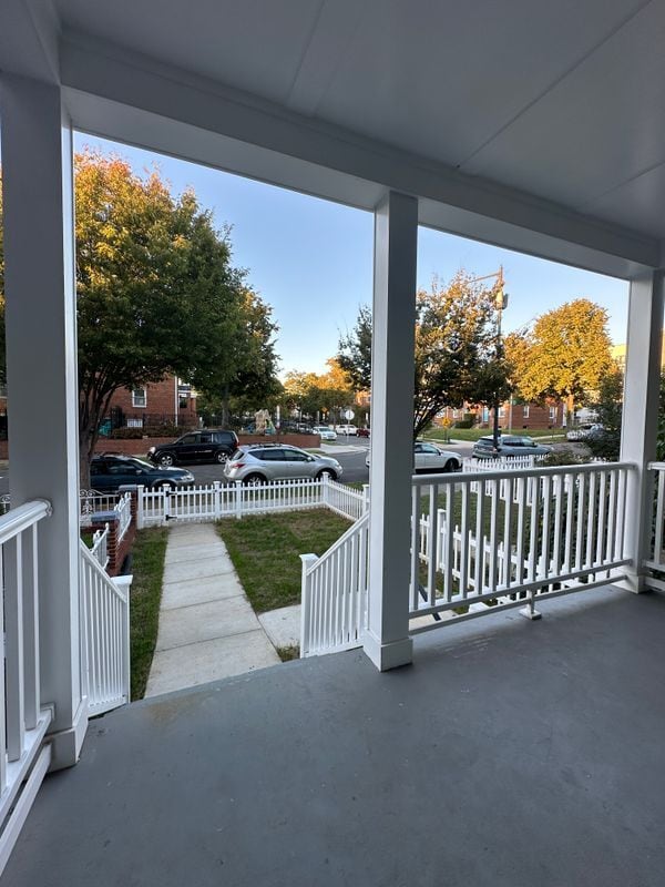 Building Photo - 1925 H St NE