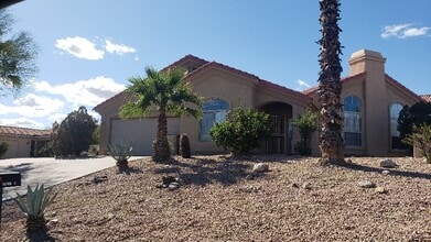 Building Photo - 14612 N Saguaro Blvd