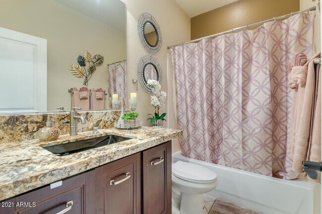 Building Photo - 3922 E Carson Rd