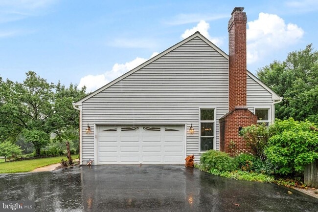 Building Photo - 119 Fordham Dr