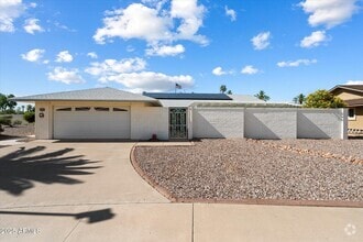 Building Photo - 10518 W Indian Wells Dr