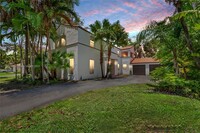 Building Photo - 6702 Magnolia Ct