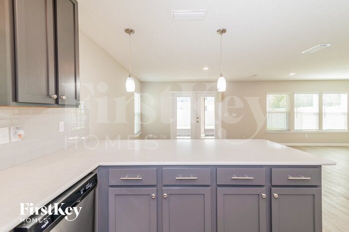 Building Photo - 8145 Windmill Way