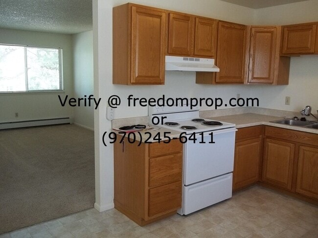 Building Photo - 1625 White Ave