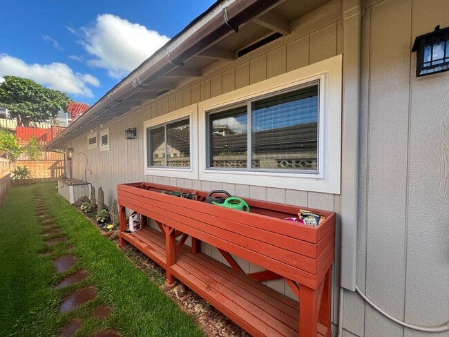 Building Photo - 348ADA