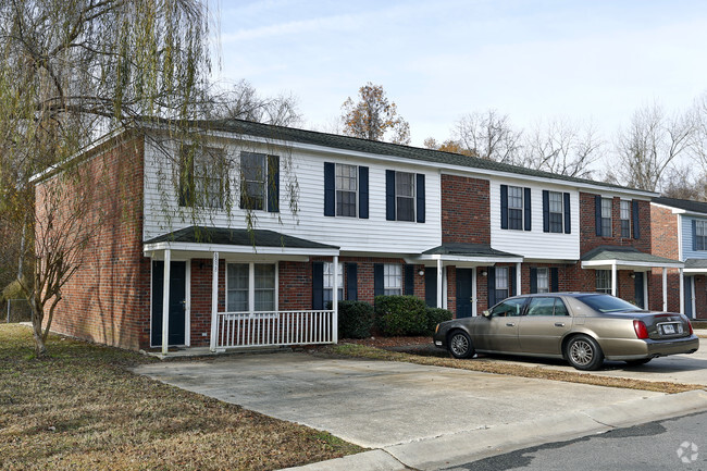 Building Photo - Wedgewood Townhomes