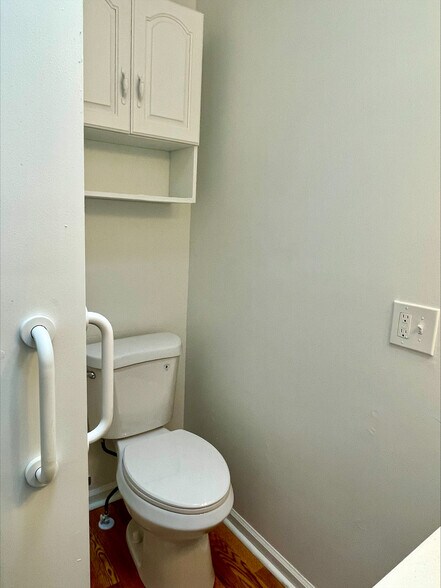 Building Photo - 34 Clinton Ave