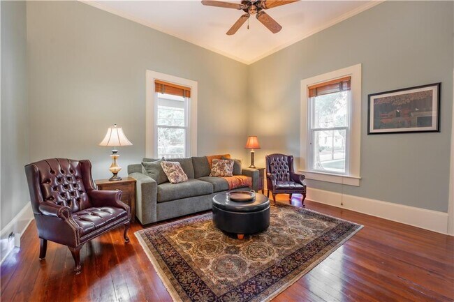 Building Photo - 152 Rivertown Rd