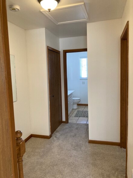 Building Photo - 6155 Porter Rd