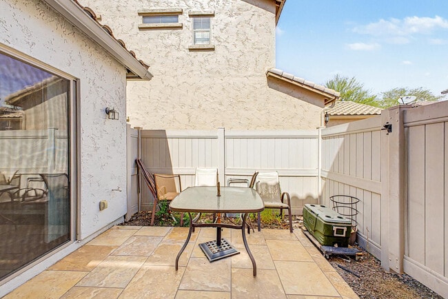 Building Photo - 26616 N Babbling Brook Dr