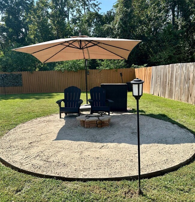 Building Photo - 9102 Rolling Rapids Rd