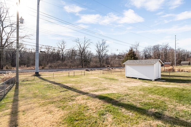 Building Photo - 12010 Glenpark Dr