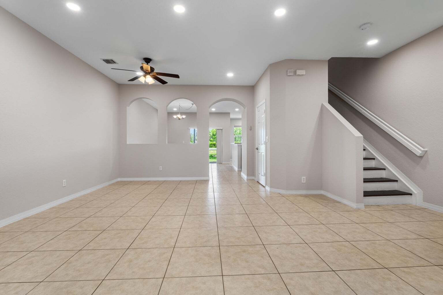 Building Photo - 3051 Grandiflora Dr