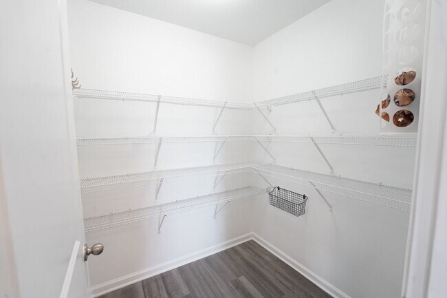 Building Photo - Coming Available!