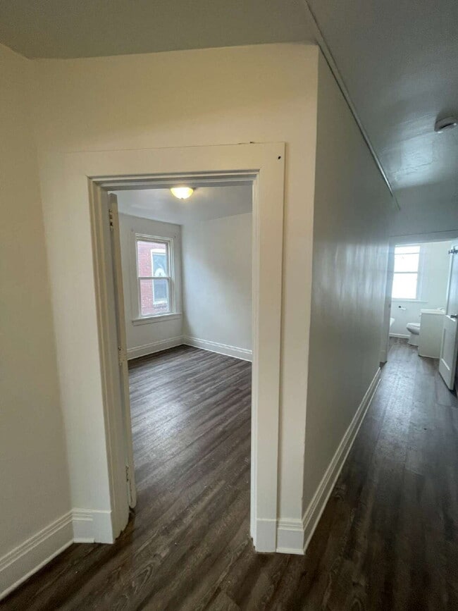 Building Photo - Cozy 3-Bedroom in Greensburg – Walk to Shopping & Dining!