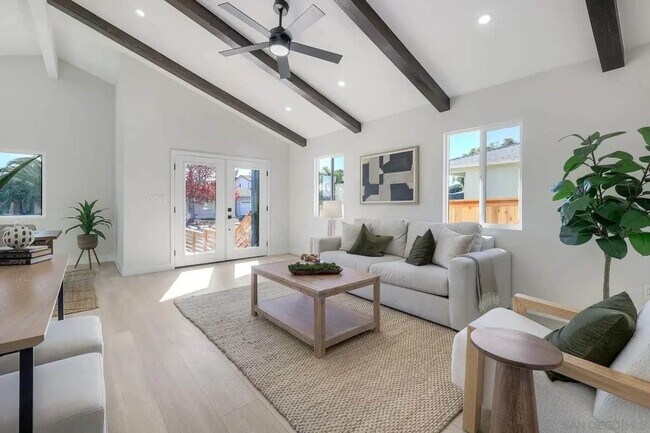 Building Photo - 436 Date Ave