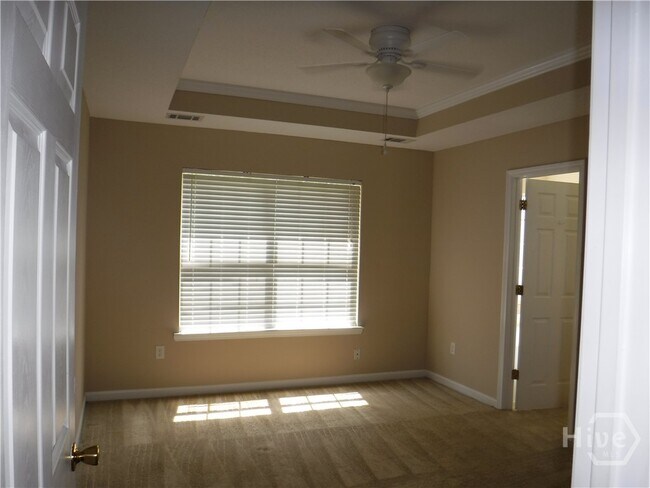 Building Photo - 86 Carlisle Ln