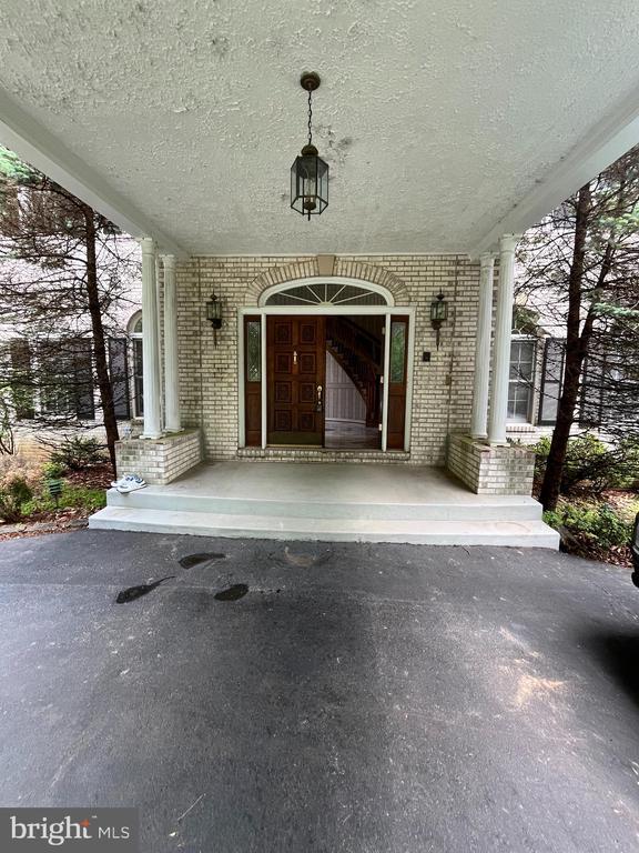 Building Photo - 7808 Hill House Ct