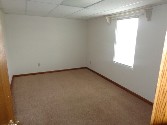 Master Bedroom - 8475 Cleveland Ave NW