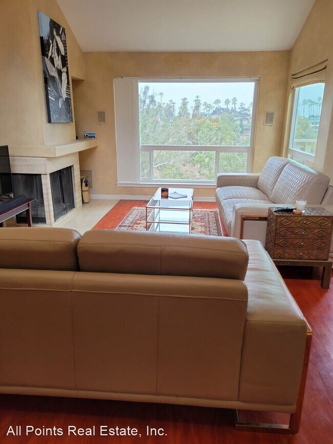 Building Photo - 2 br, 2.5 bath House - 4740 ARIZONA STREET #3