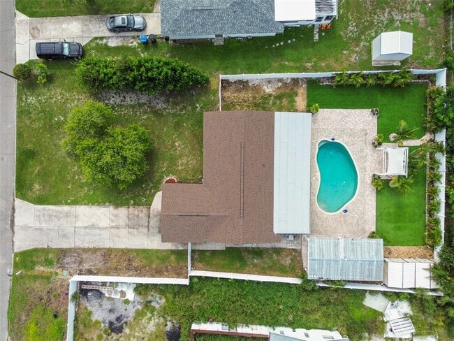 Building Photo - 2580 Granada Cir W