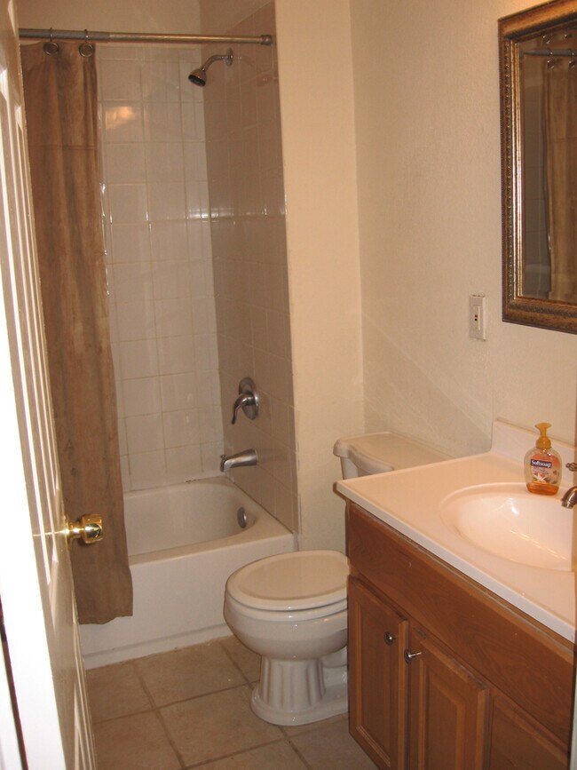 Building Photo - 1857 Russell Blvd.