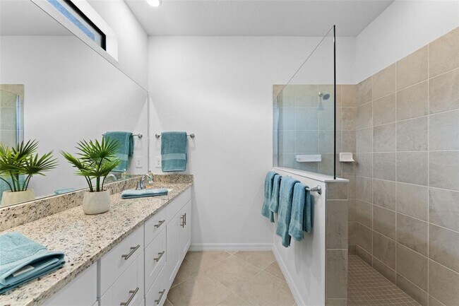 Building Photo - 1536 Saddlewood Cir