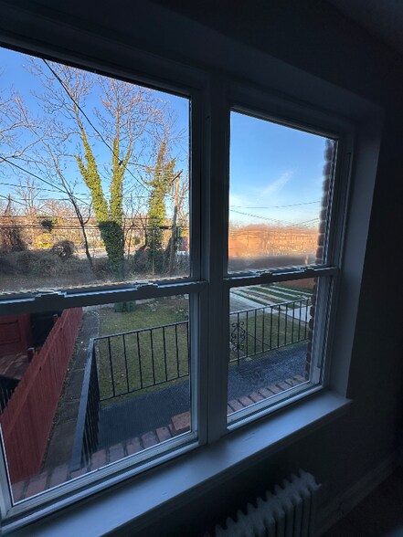 Building Photo - 322 E Belvedere Ave